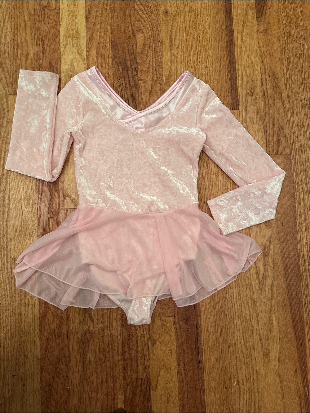 Capezio Pink Size Medium Girls Velvet Long-Sleeve Tutu Leotard Dance Future Star